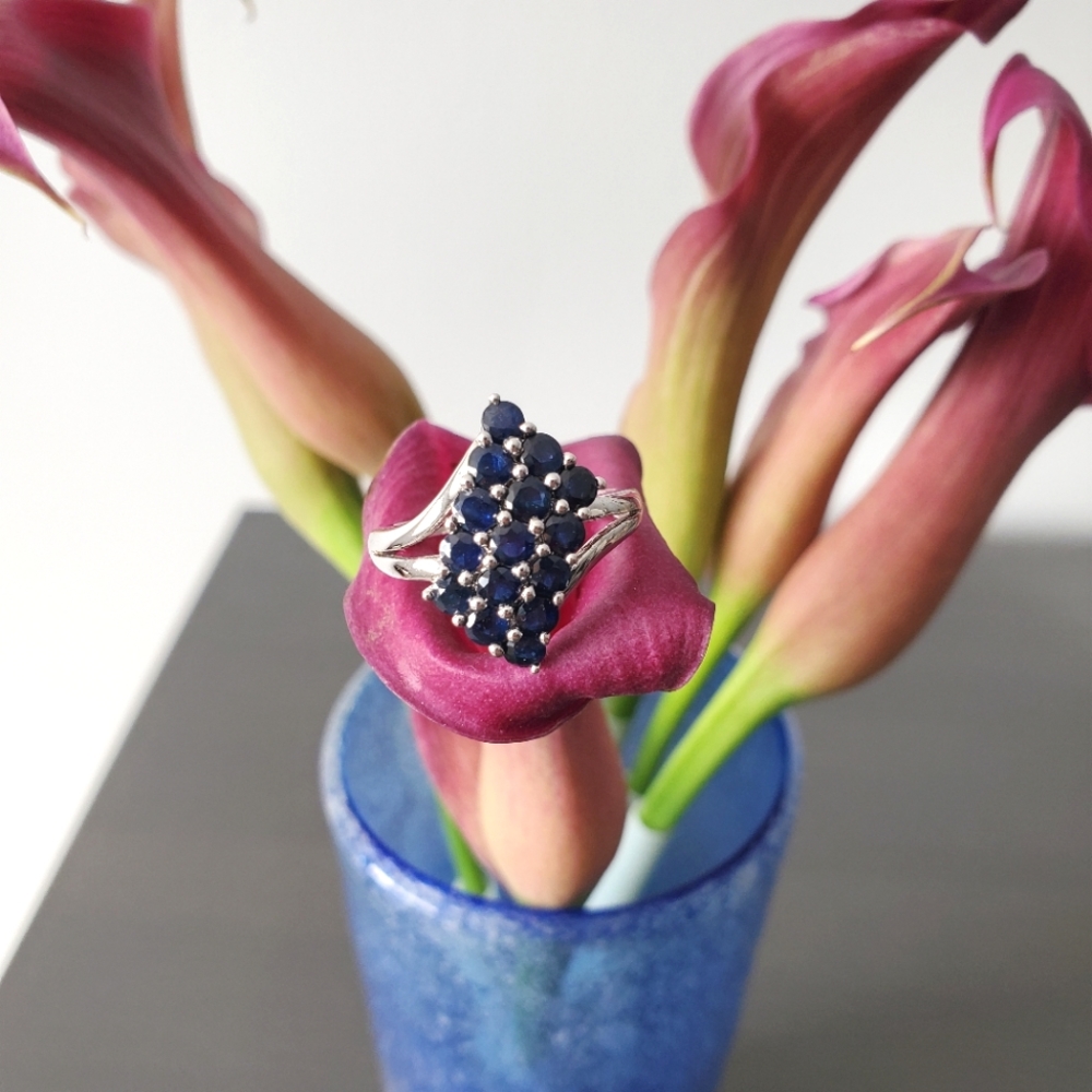Stella • Blue Sapphire Ring